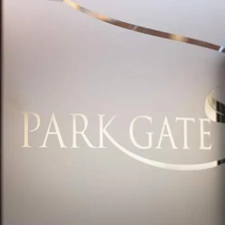 Inn Park Gate